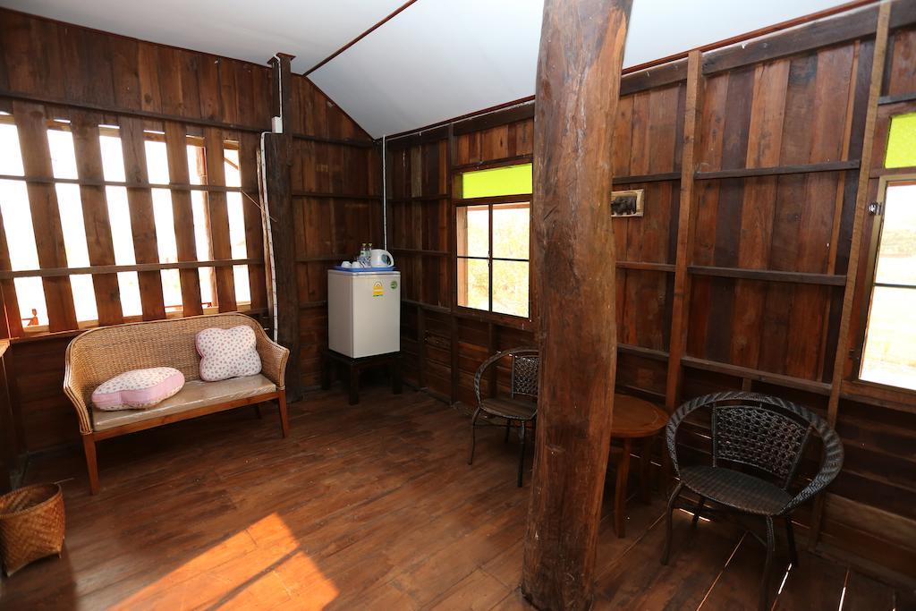Chiang Dao Privacy Hotel Ban Muang Ngai Room photo